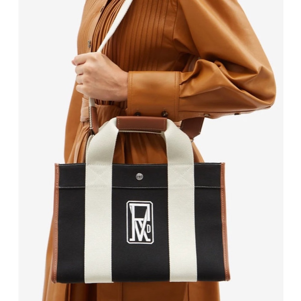 Stylish Black and White Tote Bag - Picture 7 of 17
